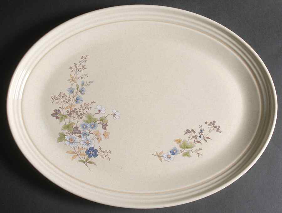 Fairford 16" Oval Serving Platter by Royal Doulton-1