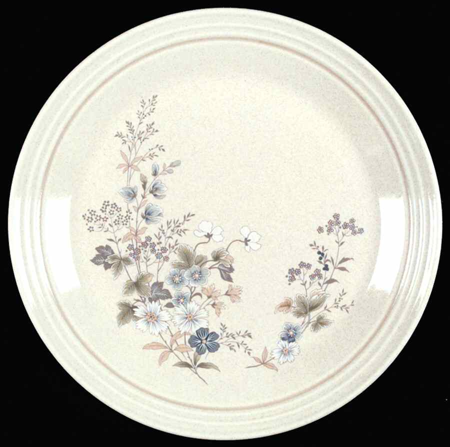 Fairford Dinner Plate by Royal Doulton-1