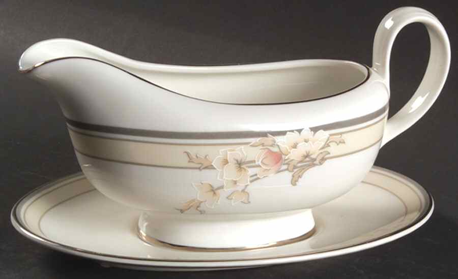 Fascination Gravy Boat & Underplate by Royal Doulton-1