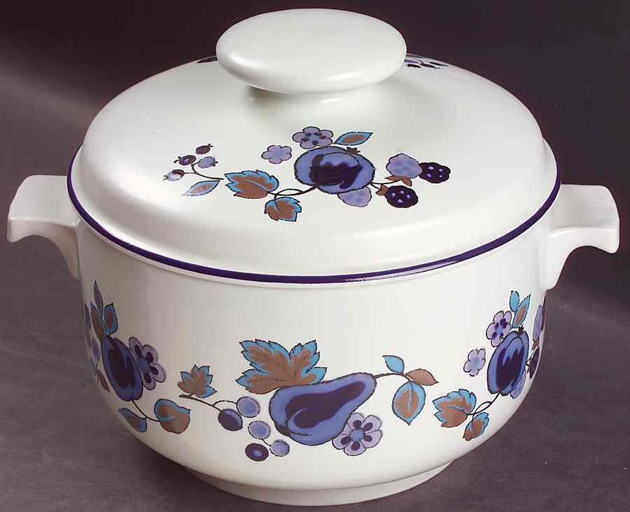 Festival 2.5 Qt Round Covered Casserole by Royal Doulton-1