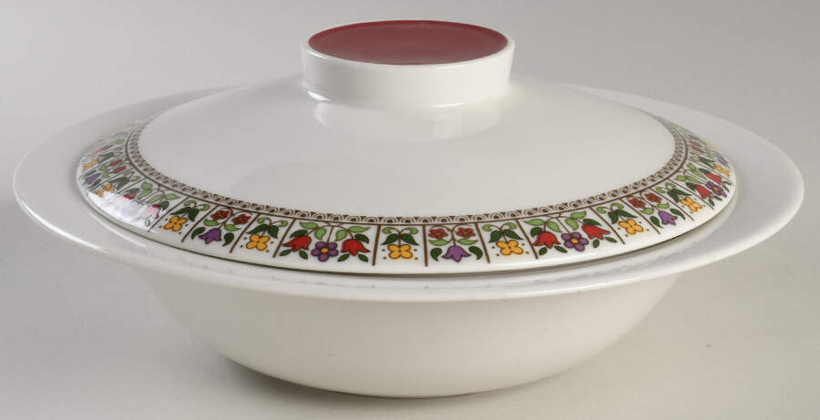 Fireglow Round Covered Vegetable by Royal Doulton-1