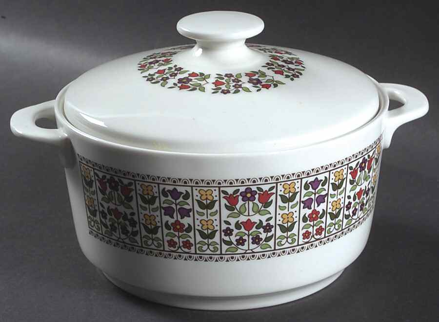 Fireglow 1.25 Qt Round Covered Casserole by Royal Doulton-1