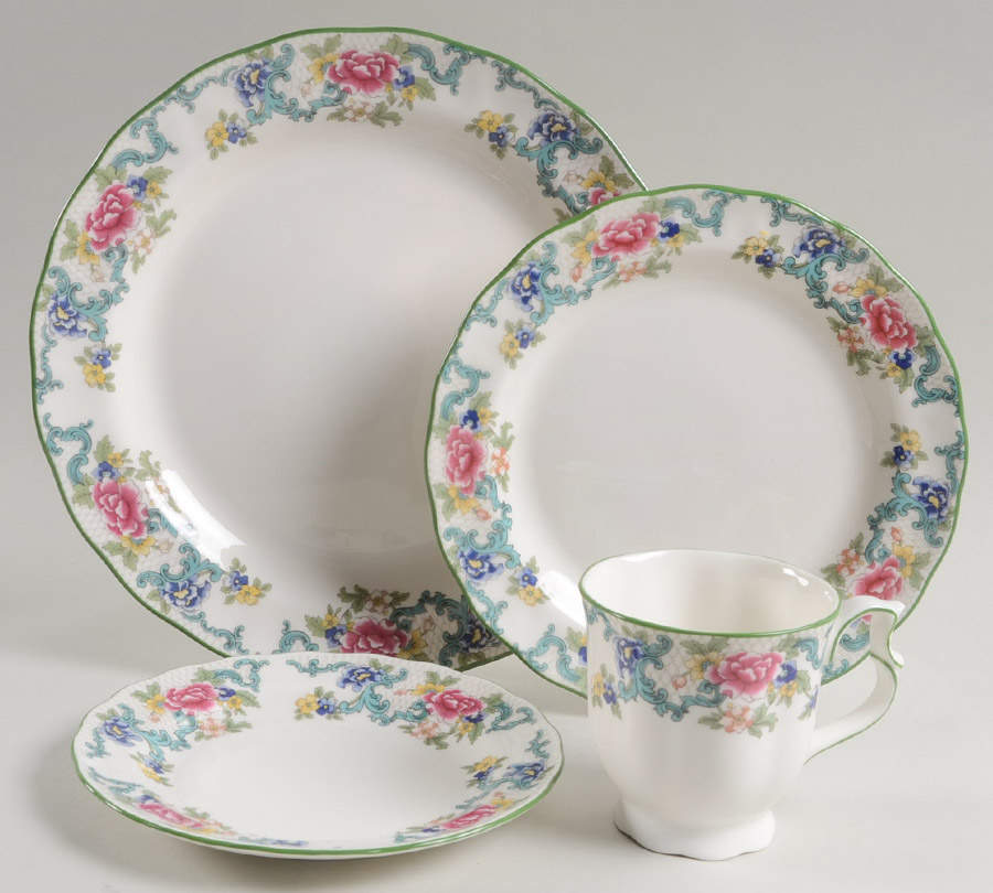 Floradora Green 4 Piece Place Setting by Royal Doulton-1