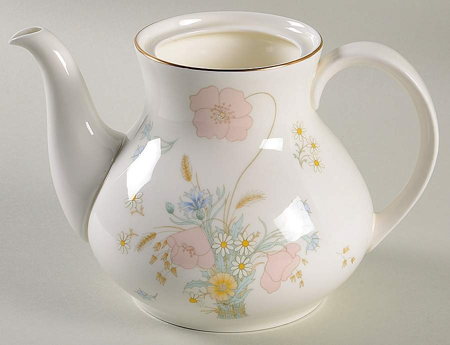 Flirtation Teapot No Lid by Royal Doulton-1