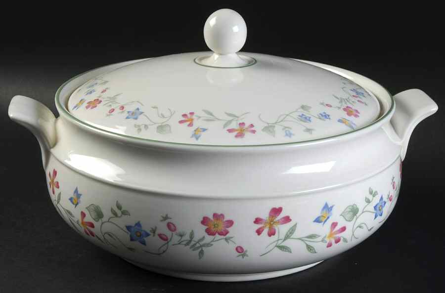Florentina Round Covered Vegetable by Royal Doulton-1