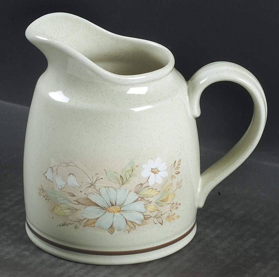 Florinda 32 Oz Pitcher by Royal Doulton-1