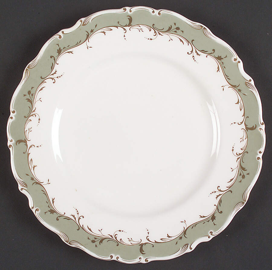 Fontainebleau Green Luncheon Plate by Royal Doulton-1