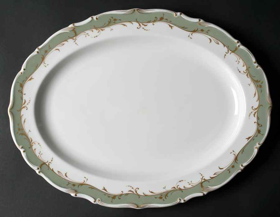 Fontainebleau Green 16" Oval Serving Platter by Royal Doulton-1