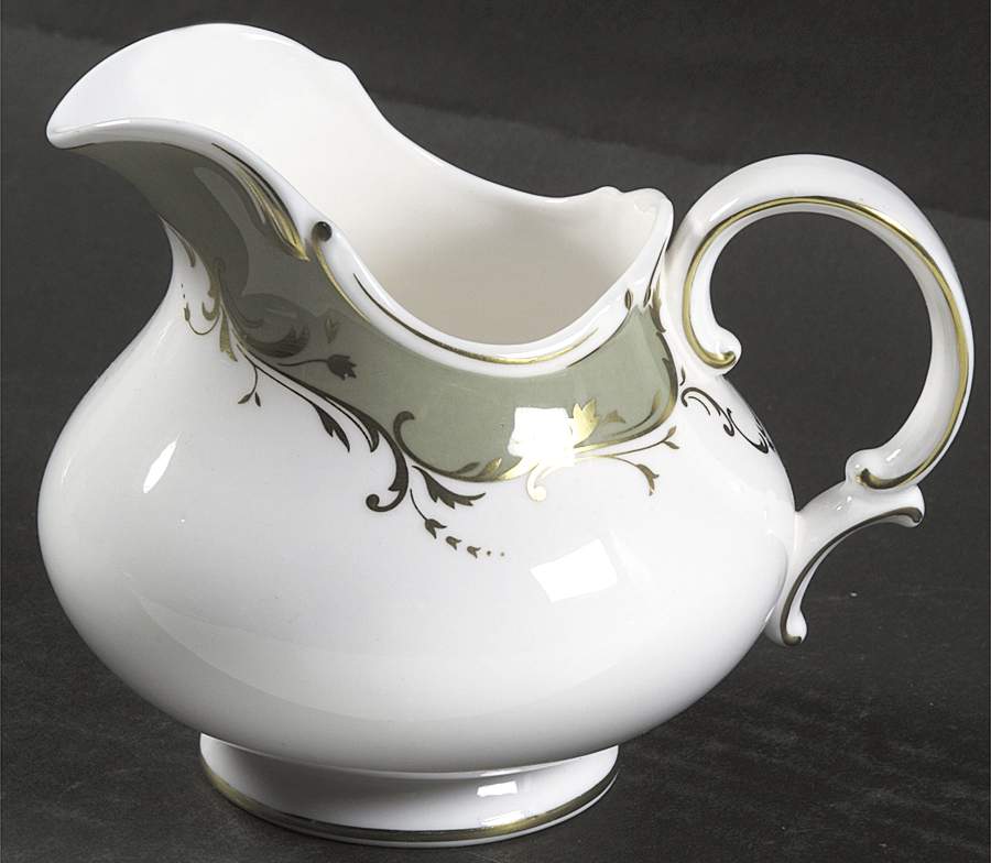 Fontainebleau Green Creamer by Royal Doulton-1