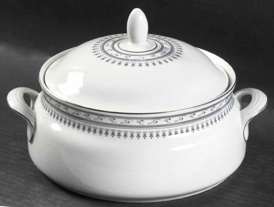 Fontana Round Covered Vegetable by Royal Doulton-1