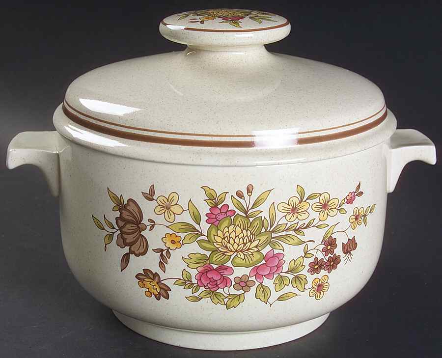 Gaiety Brown 2 Qt Round Covered Casserole by Royal Doulton-1