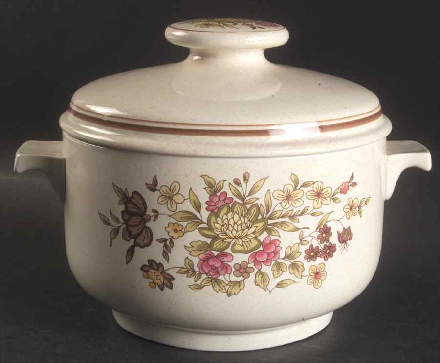 Gaiety Brown 2.5 Qt Round Covered Casserole by Royal Doulton-1
