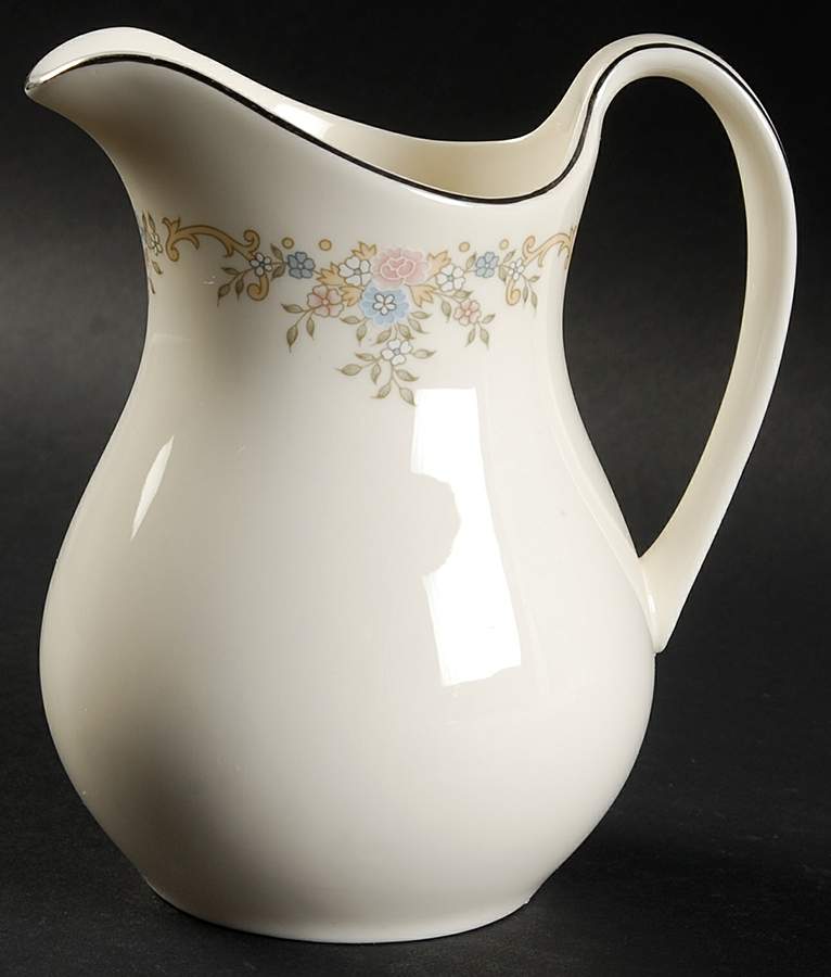 Giselle Creamer by Royal Doulton-1