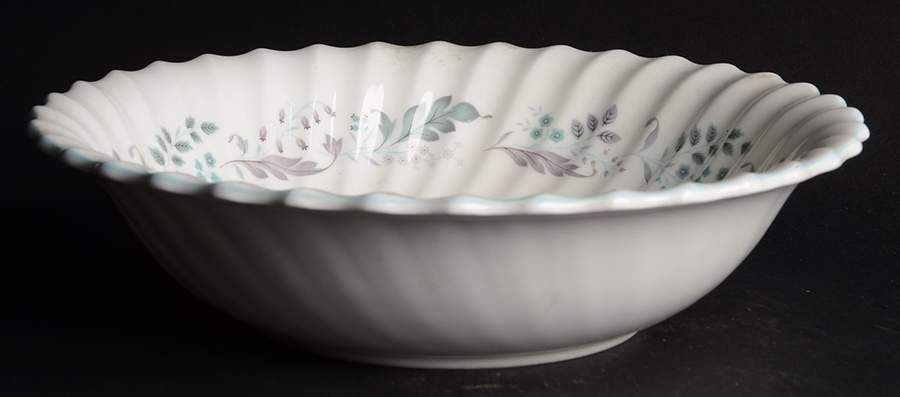 Glen Auldyn 9" Round Vegetable Bowl by Royal Doulton-1