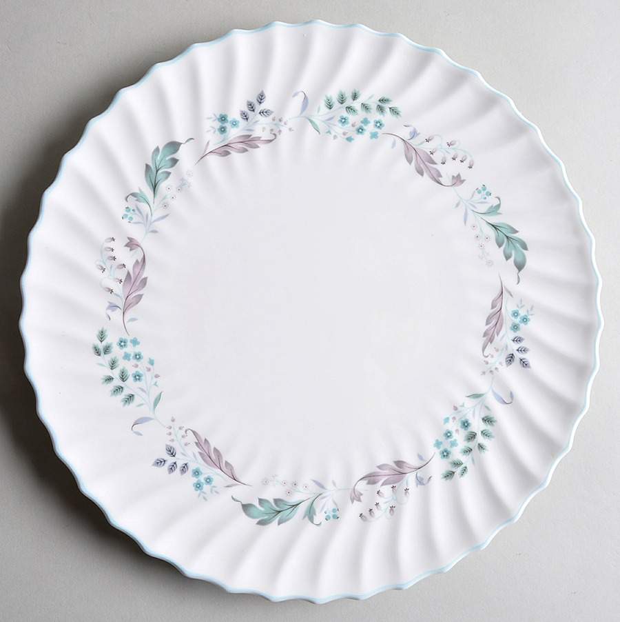 Glen Auldyn Footed Cake Plate by Royal Doulton-1