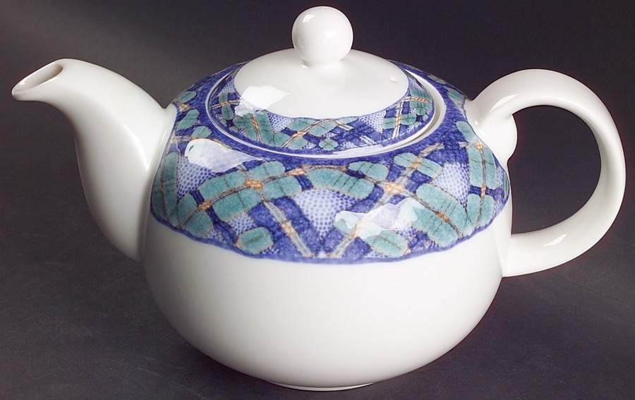 Glen Ora Teapot & Lid by Royal Doulton-1