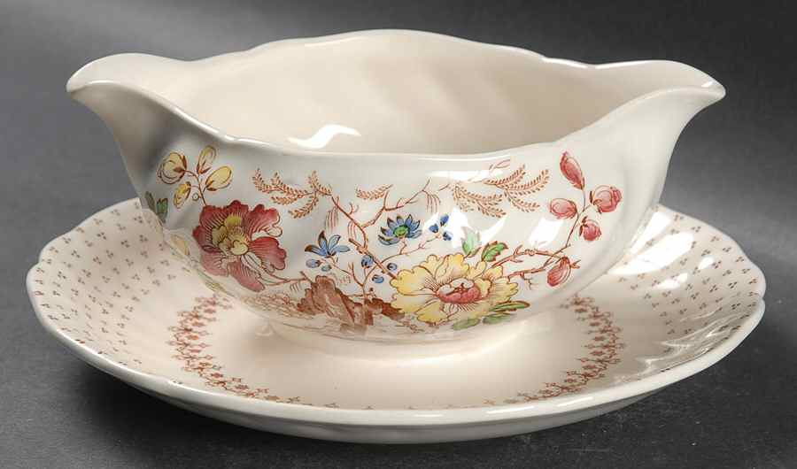 Grantham Gravy Boat with Attached Underplate by Royal Doulton-1