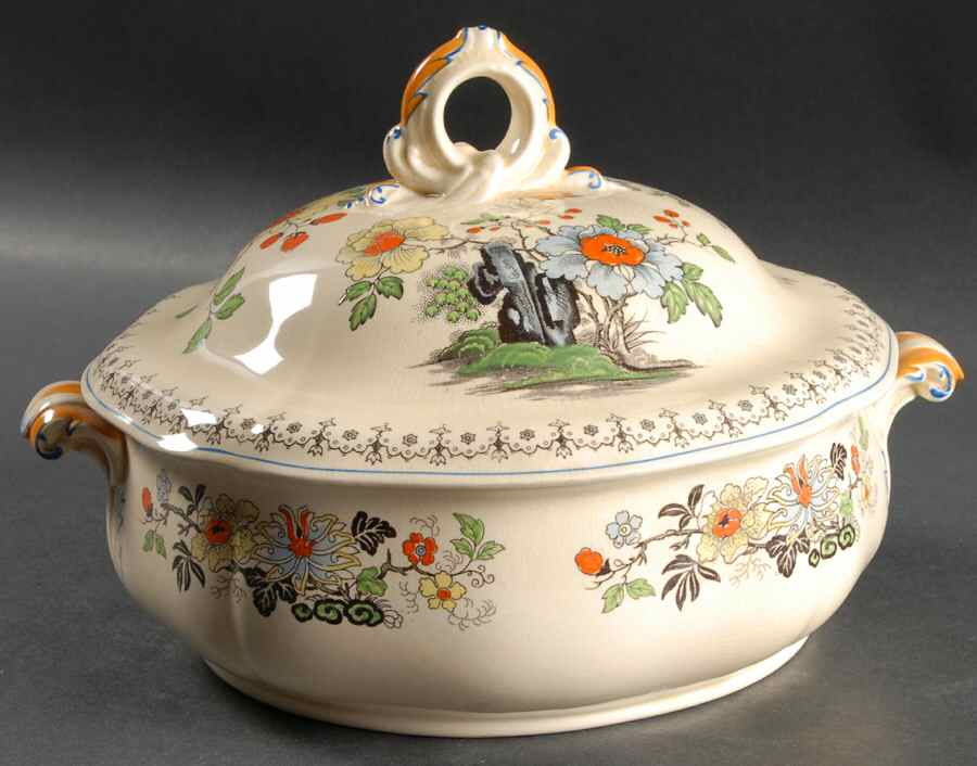 The Granville Round Covered Vegetable by Royal Doulton-1