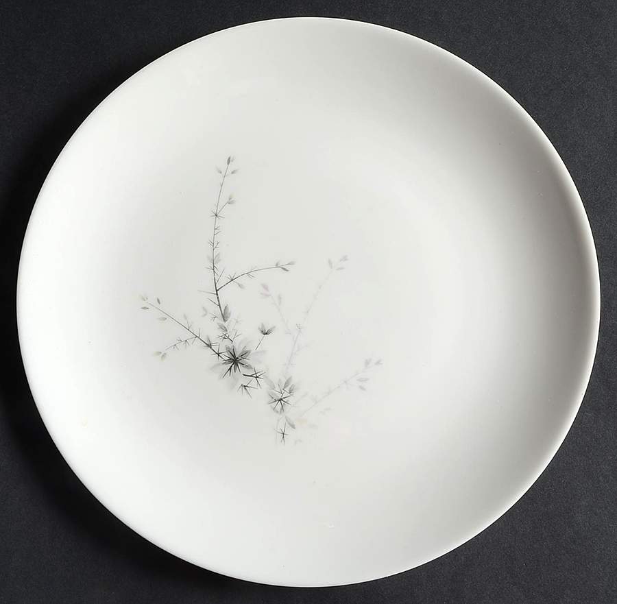 Greenbrier Luncheon Plate by Royal Doulton-1