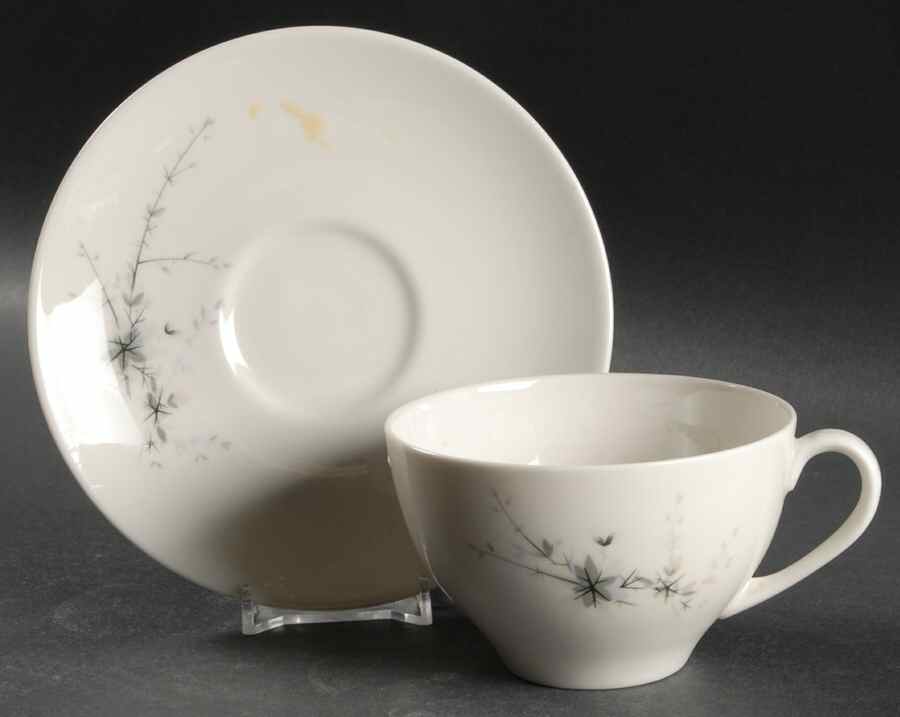 Greenbrier Oversized Cup & Saucer Set by Royal Doulton-1