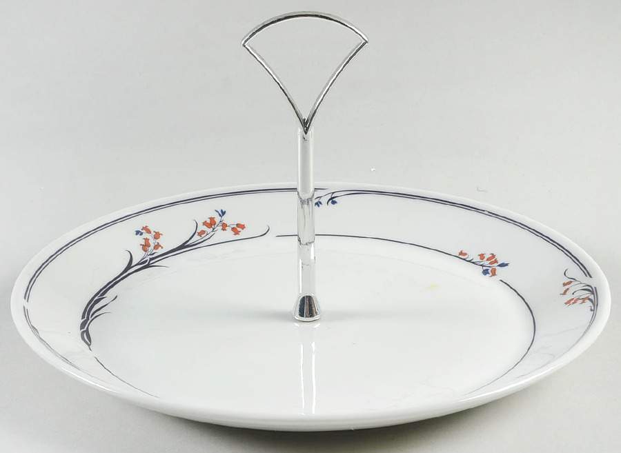 Greenwich Round Serving Plate with Handle (LP) by Royal Doulton-1