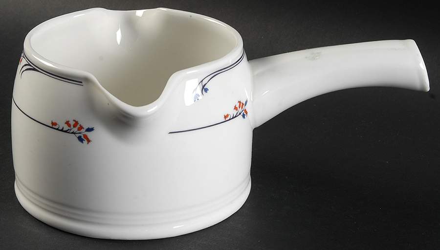 Greenwich Gravy Boat by Royal Doulton-1