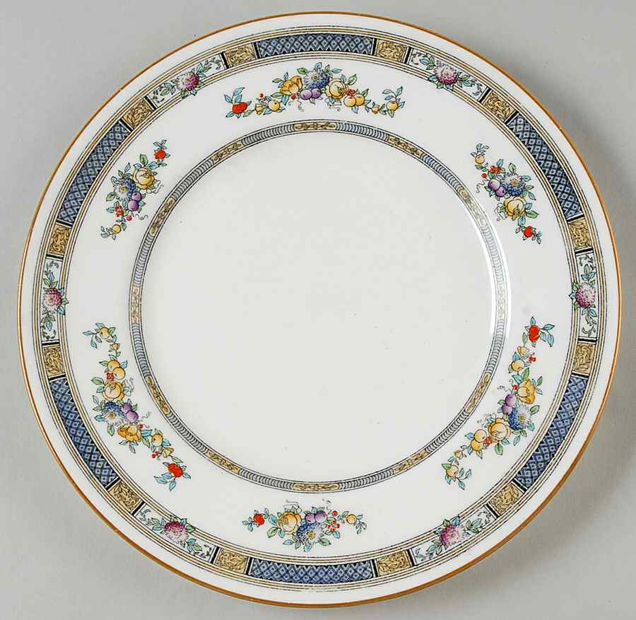 H1428 Luncheon Plate by Royal Doulton-1