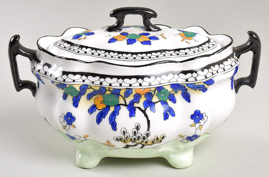 H1790 (Scalloped) Sugar Bowl & Lid by Royal Doulton-1