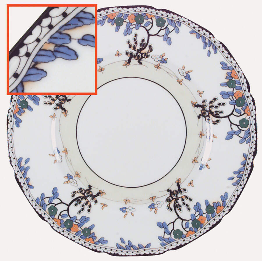 H1790 (Scalloped) Dinner Plate by Royal Doulton-1