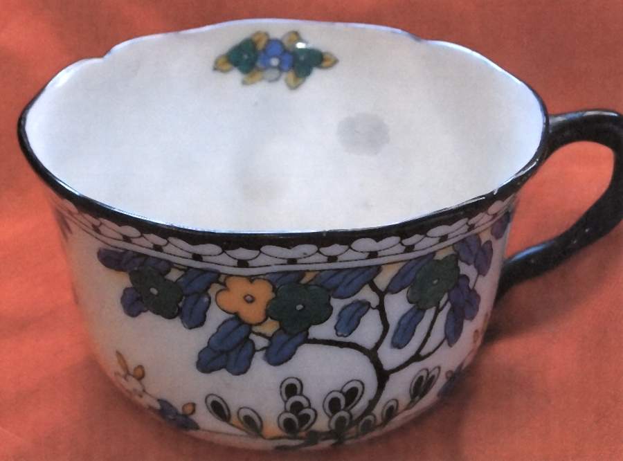 H1790 (Scalloped) Footed Cup by Royal Doulton-1