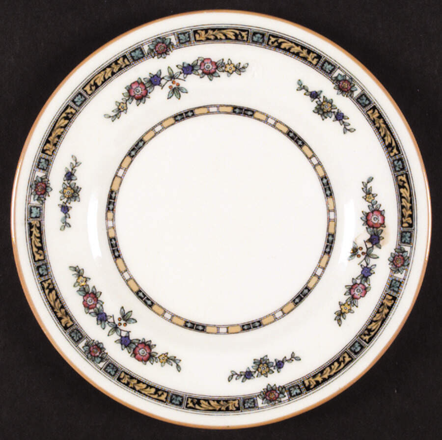 H1822 Salad Plate by Royal Doulton-1