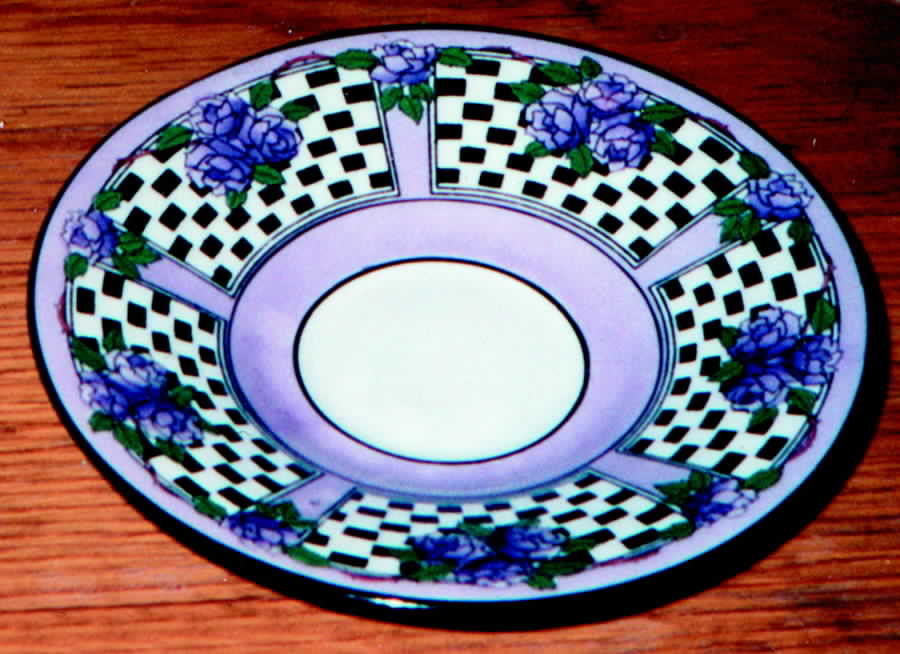H463 Saucer by Royal Doulton-1
