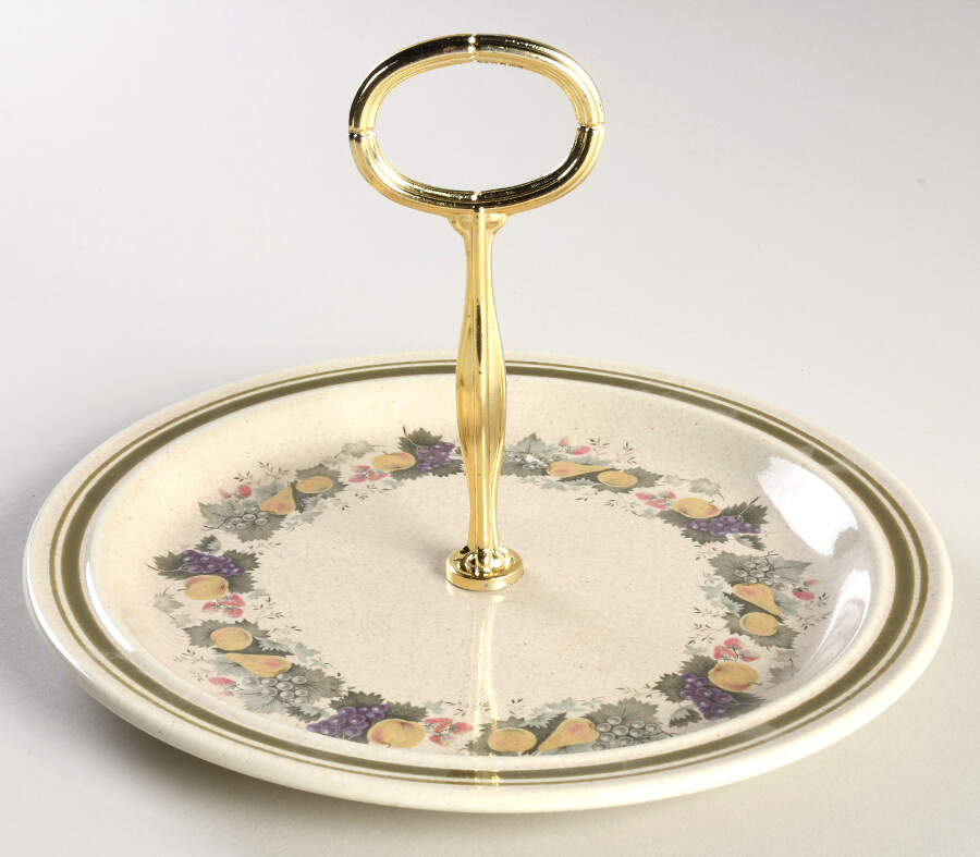 Harvest Garland (Rim) 6" - 7" Tidbit (from Salad Plate) HC by Royal Doulton-1