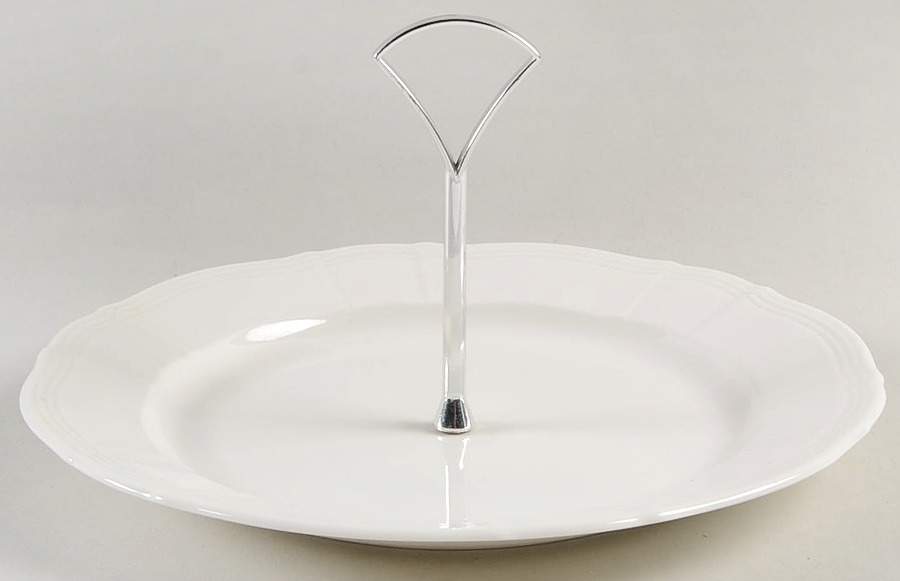 Hallmark Round Serving Plate with Handle (DP) by Royal Doulton-1