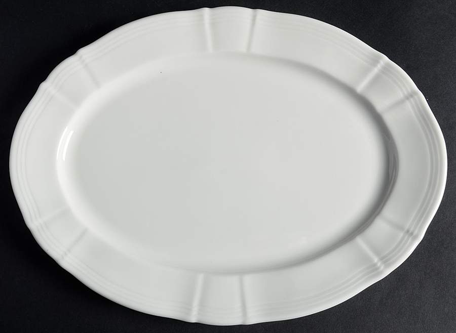 Hallmark 12" Oval Serving Platter by Royal Doulton-1
