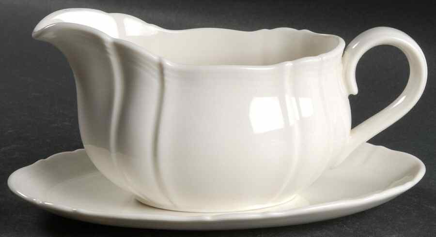 Hallmark Gravy Boat & Underplate by Royal Doulton-1