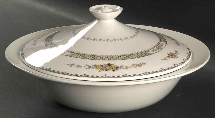 Hamilton Round Covered Vegetable by Royal Doulton-1