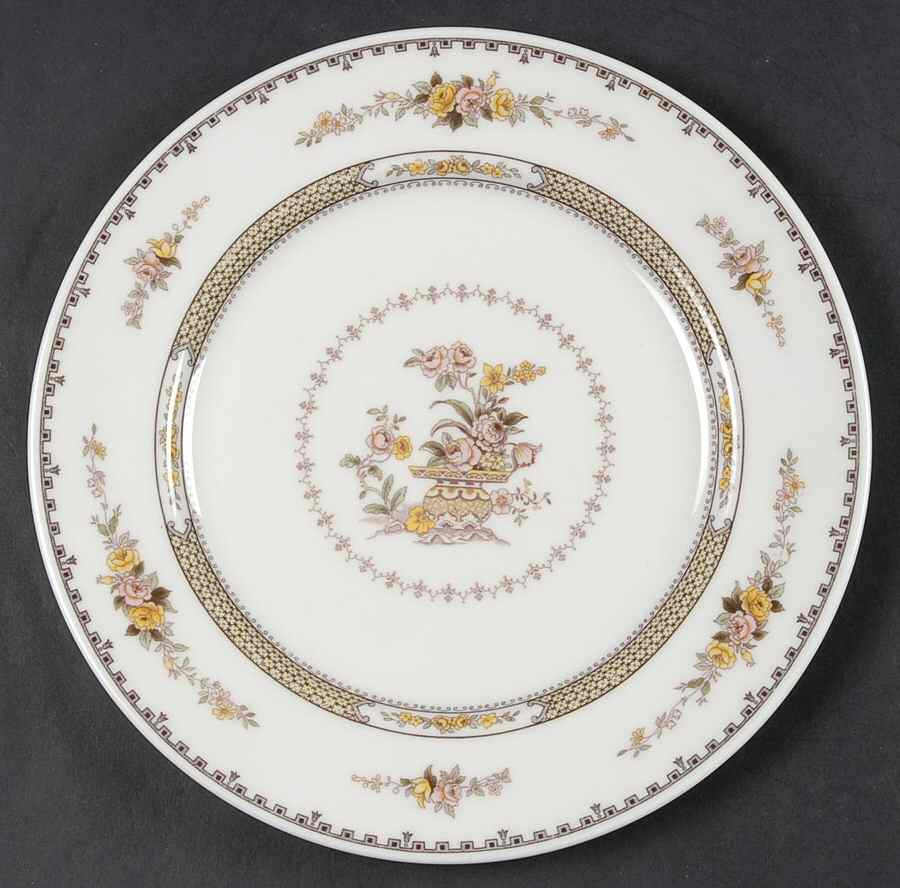 Hamilton Luncheon Plate by Royal Doulton-1