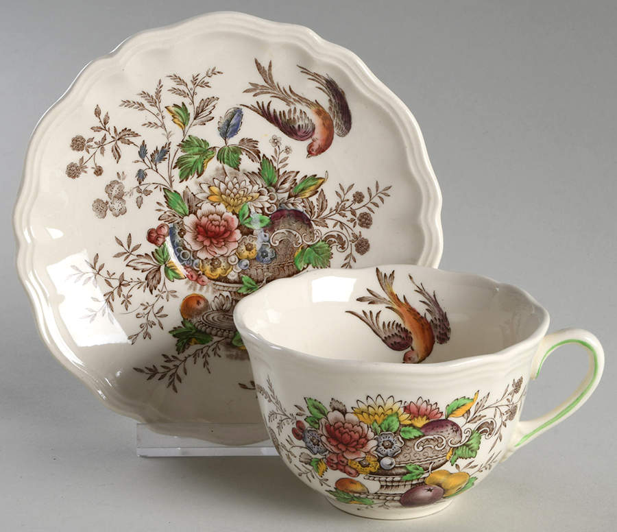 Hampshire Flat Cup & Saucer Set by Royal Doulton-1