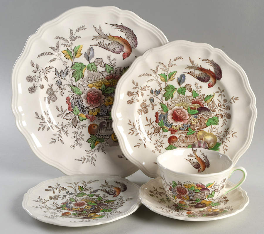 Hampshire 5 Piece Place Setting by Royal Doulton-1