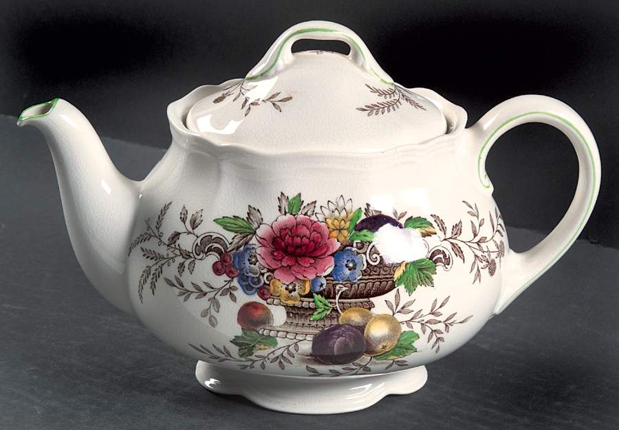 Hampshire Teapot & Lid by Royal Doulton-1