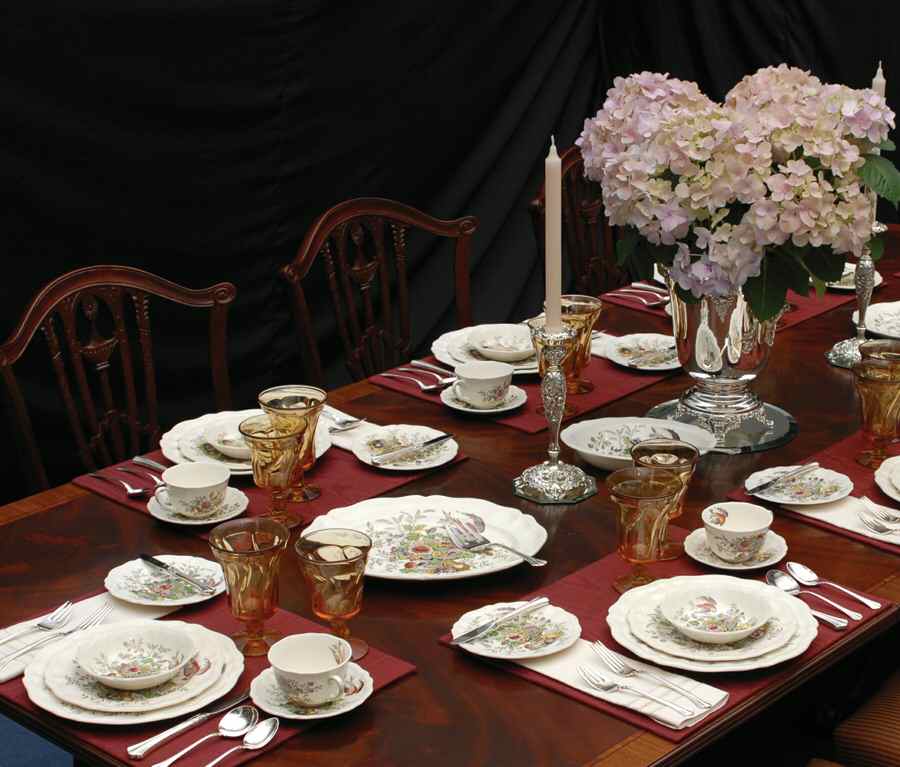 Hampshire 43 Piece Estate Set by Royal Doulton-1