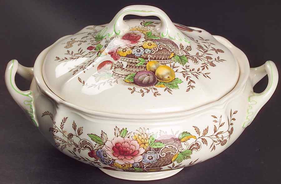 Hampshire Round Covered Vegetable by Royal Doulton-1