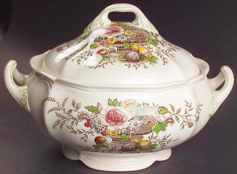 Hampshire Tureen &  Lid by Royal Doulton-1