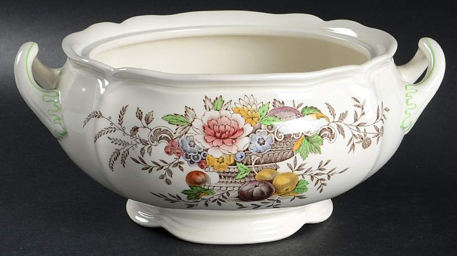 Hampshire Tureen No Lid by Royal Doulton-1
