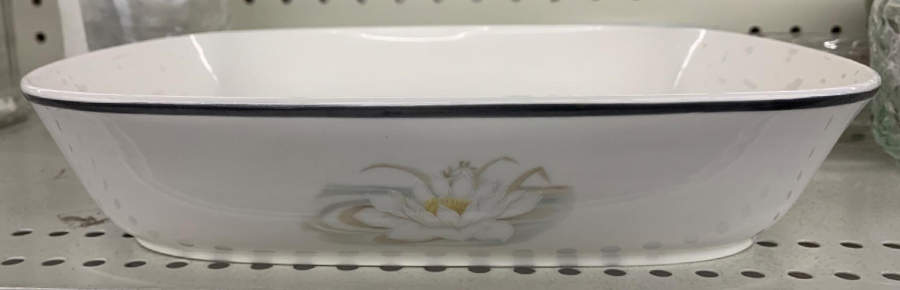 Hampstead 10" Rectangular Baker by Royal Doulton-1