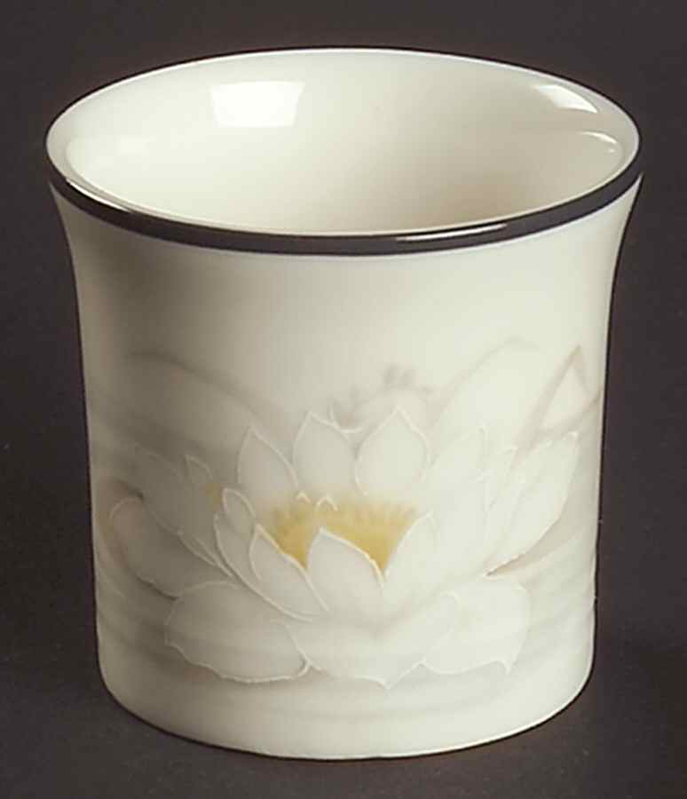Hampstead Single Egg Cup by Royal Doulton-1