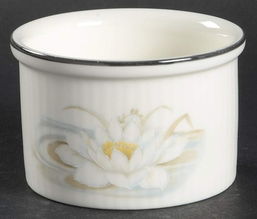 Hampstead Ramekin by Royal Doulton-1