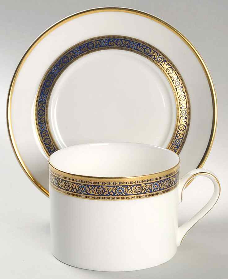 Harlow Flat Cup & Saucer Set by Royal Doulton-1