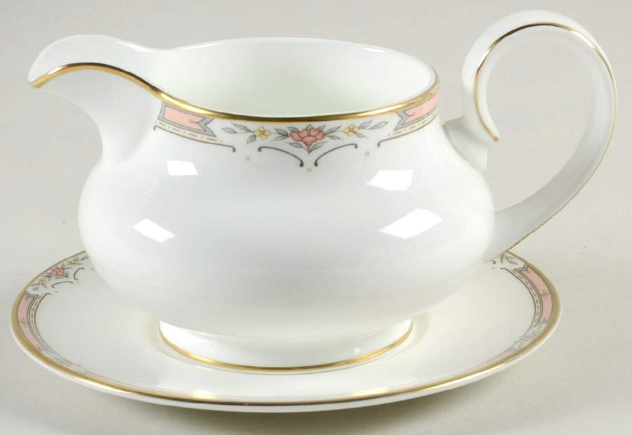 Hardwick Gravy Boat & Underplate by Royal Doulton-1